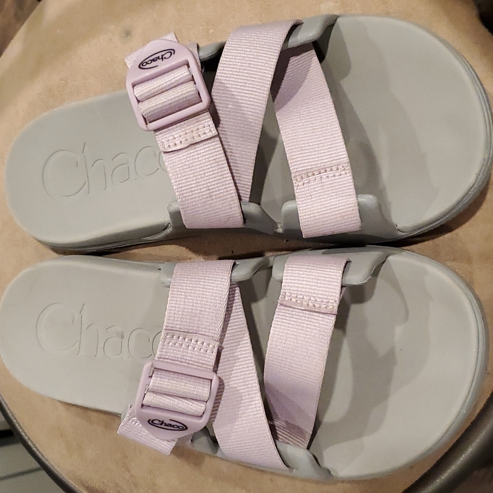 Womens Chaco sport hiking sandals sz 8